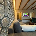 Apartamento Tzovolos