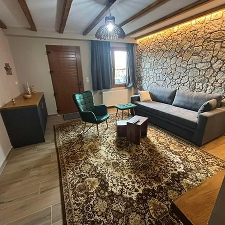 Tzovolos * Kalavryta