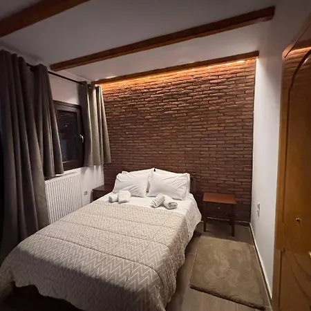 Tzovolos * カラブリタ